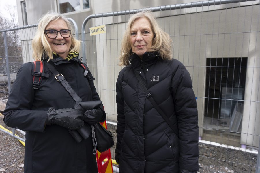 Tio år efter att de kläckte idén om ett gemensamt boende får nu Kristina Örne och Lisbeth Davidson se projektet bli verklighet.