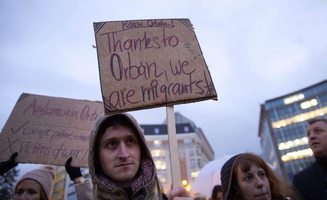 ”Tack vare Orban är vi också migranter”.