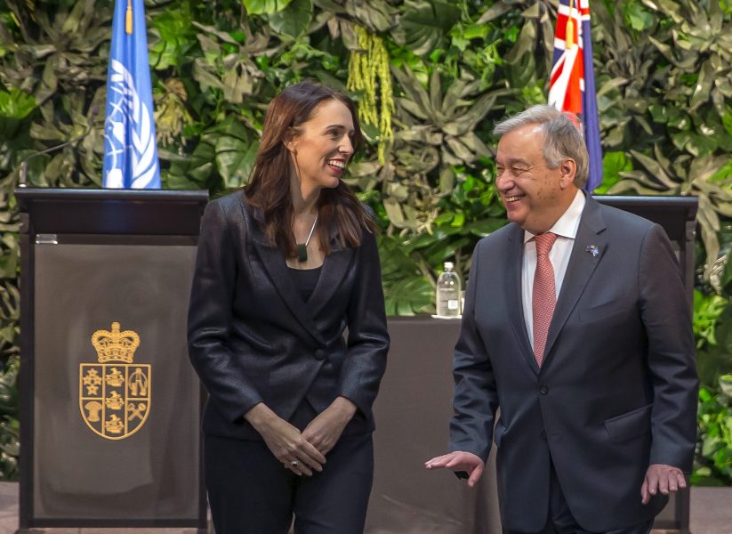 FN:s generalsekreterare António Guterres höll presskonferens tillsammans med Nya Zeelands premiärminister Jacinda Ardern.