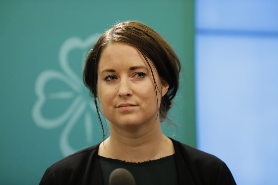 Centerpartisten Emma Wiesner har en liten chans att kryssa sig in i EU-parlamentet.