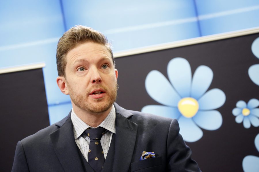 Sverigedemokraternas Josef Fransson är av de 15 tunga partiföreträdare som radikalt vill göra om public service.
