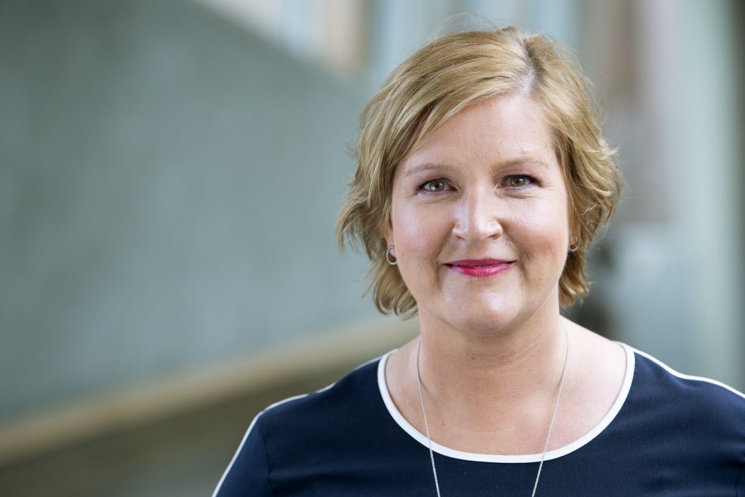 "Kriminaliteten ligger långt före oss, och vi har pekat länge på att man behöver ta ett krafttag", säger Karin Karlsbro, Liberalernas toppkandidat i EU-valet.