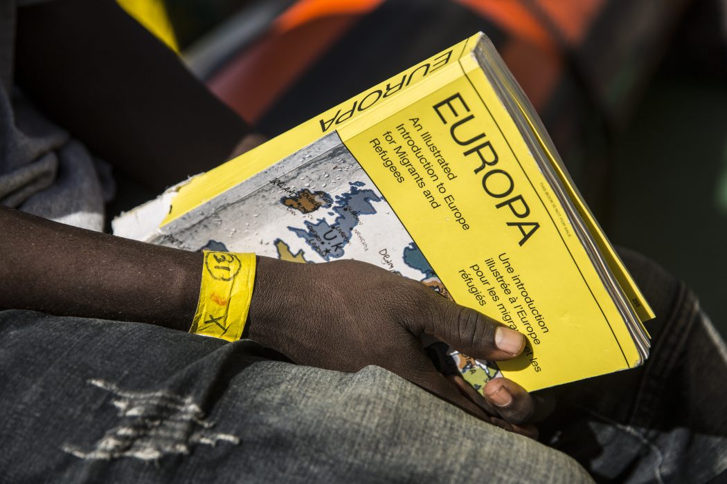 Två soldater har gripits misstänkta för att ha skjutit ihjäl en ivoriansk man på Malta.