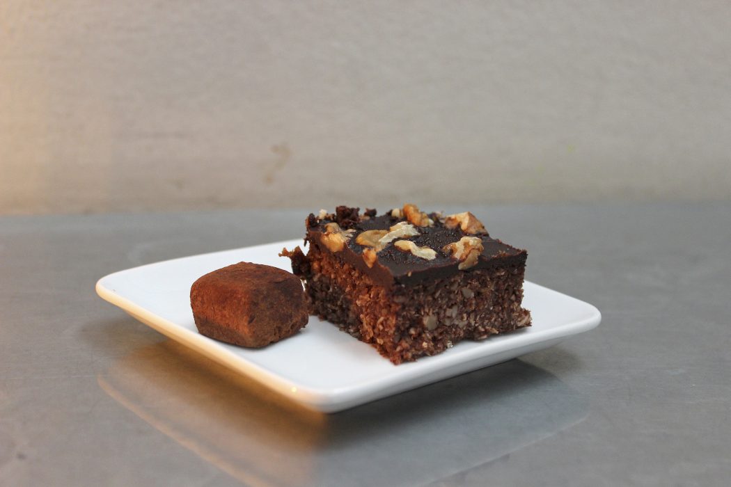 På Da Matteo finns det alltid veganskt fika som till exempel raw food-brownies och tryffel.