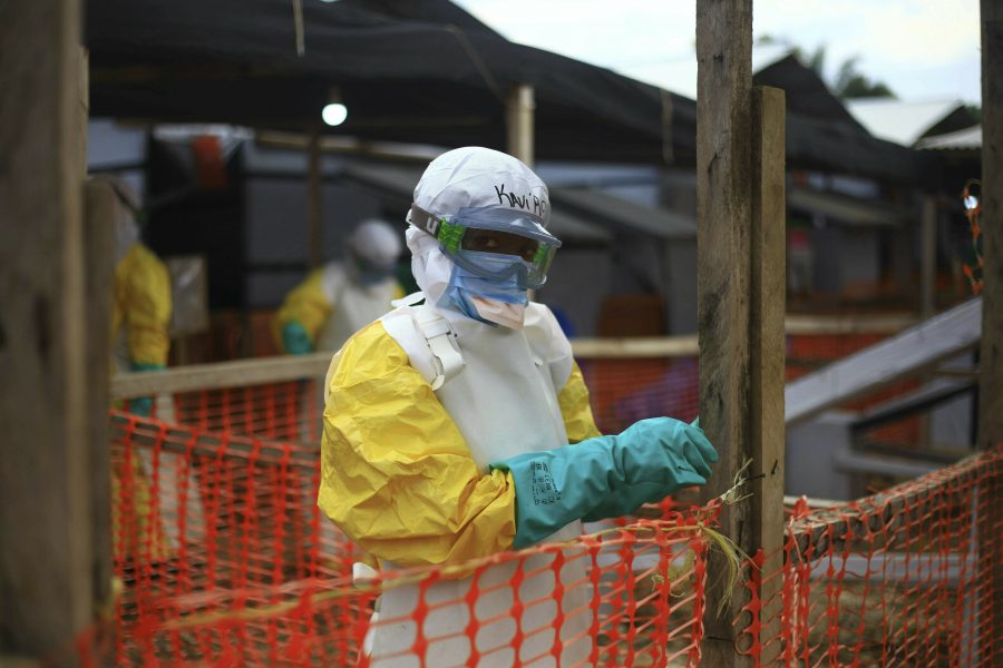 Oron växer över det allvarliga ebolautrottet i östra Kongo-Kinshasa.
