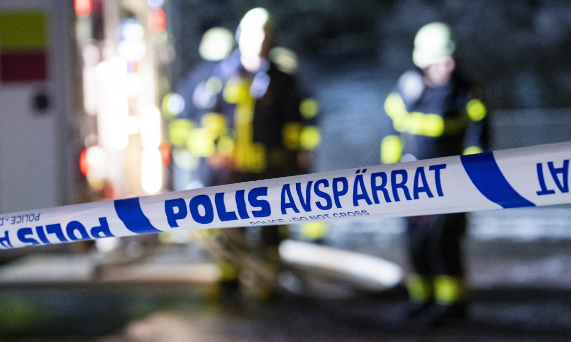 Den man som hittades knivskadad i Hjällbo, i nordöstra Göteborg har avlidit.