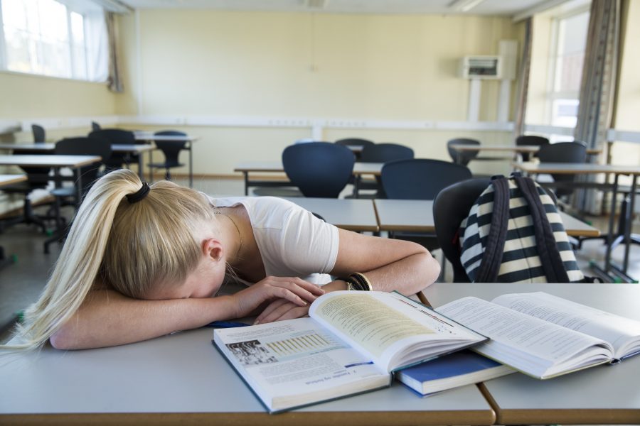 Många svenska barn har svårt att somna – och när de väl somnar sover de dåligt.