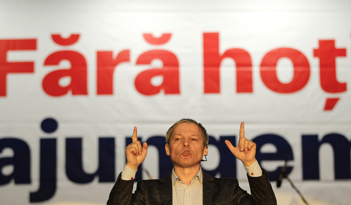Foto: Vadim Ghirda/AP/TTDacian Ciolos och hans parti Plus fick in fyra ledamöter i EU-parlamentet i årets EU-val.