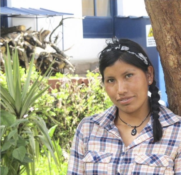Mariela Jara/IPS | Efter sin universitetsutbildning återvände Janed Nina till sin familj i Anderna.