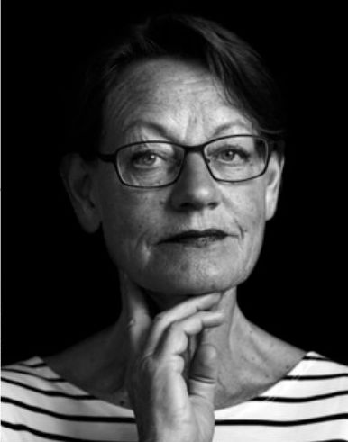 Gudrun Schyman besöker Blå stället på tordag 9 november, för att tala om den senaste kampanjen #metoo, där kvinnor vittnar om erfarenheter av sexuella trakasserier, övergrepp och våld.