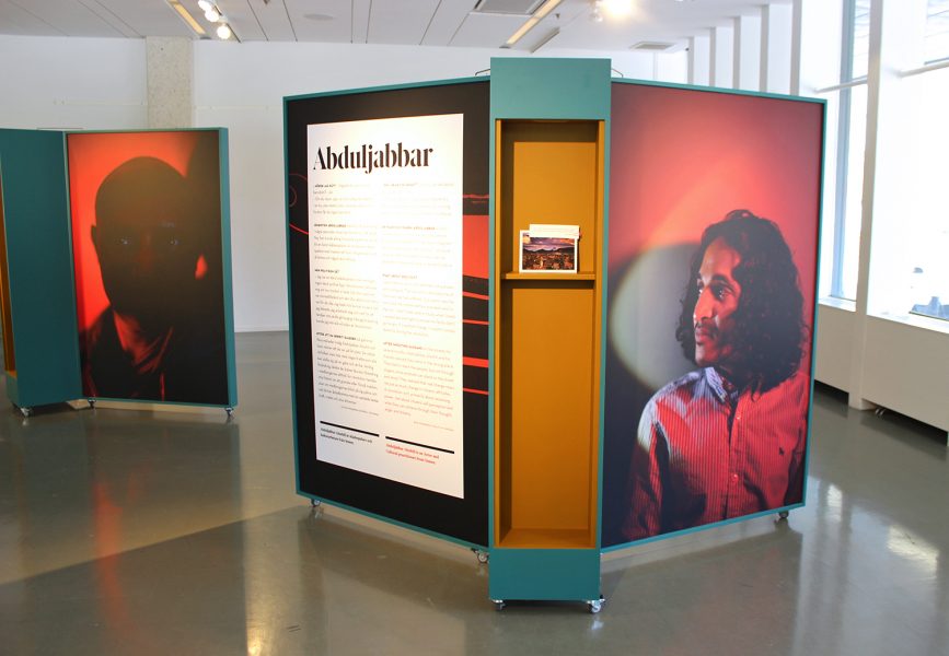 Utställningen Fristad på Stadsbiblioteket invigdes under veckan och pågår till och med 25 augusti.