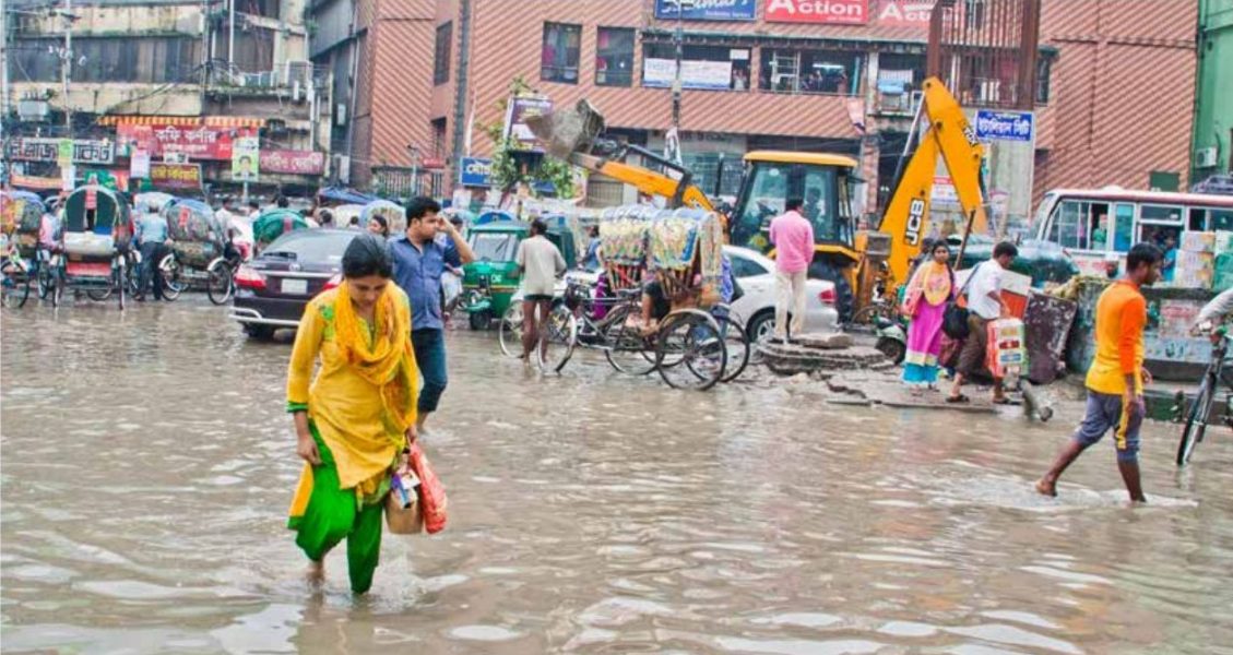Även mindre kraftiga regn leder till att Bangladeshs huvudstad Dhaka drabbas av översvämningar – och situationen riskerar att förvärras i framtiden.