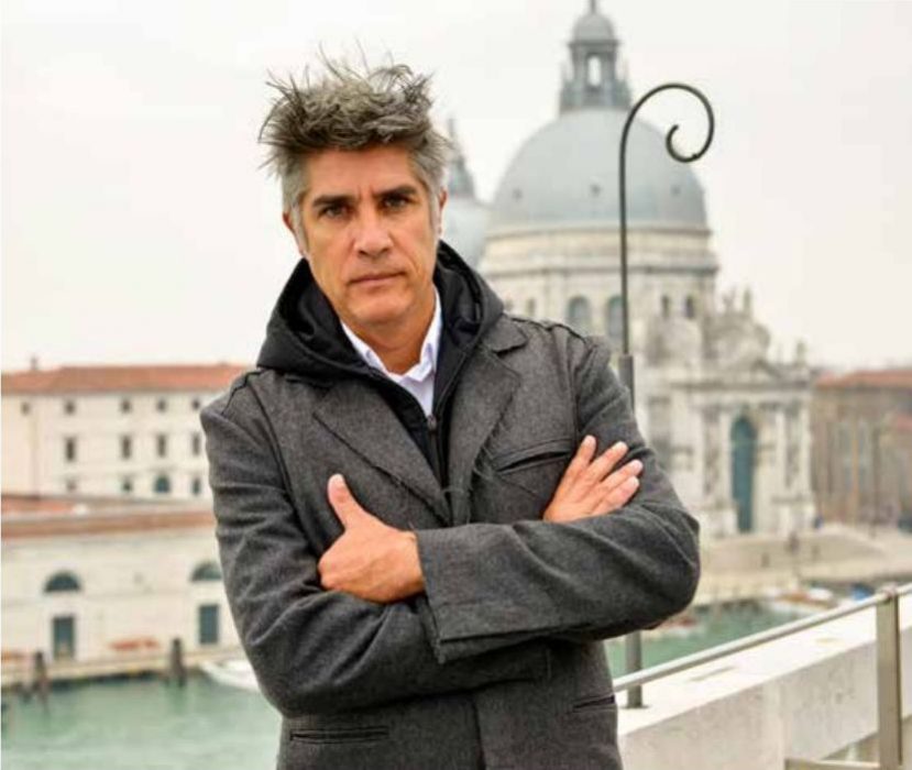 Alejandro Aravena får Göteborgspriset för hållbar utveckling för sitt arbete med sociala boenden, medborgardialog och sitt arbete med sunt förnuft.