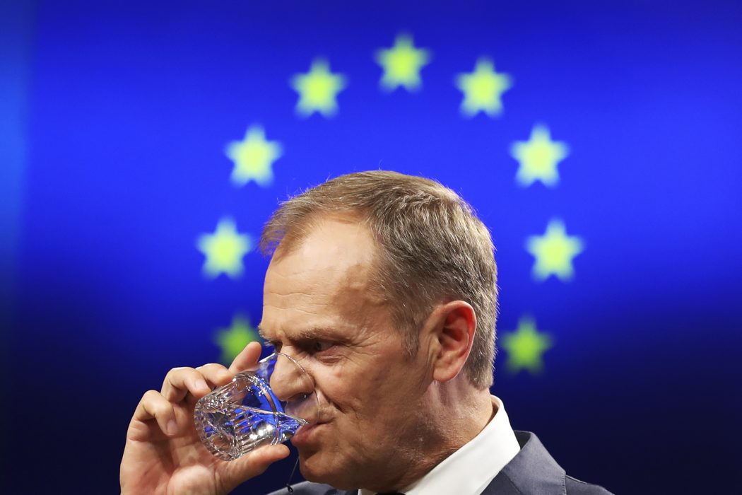 EU:s permanente rådsordförande Donald Tusk leder jakten på vem som ska sitta på vilken toppost i EU framöver.