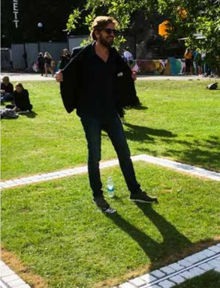 Ruben Östlunds "The square" på besök under helgens Way out west-festival i Slottsskogen.