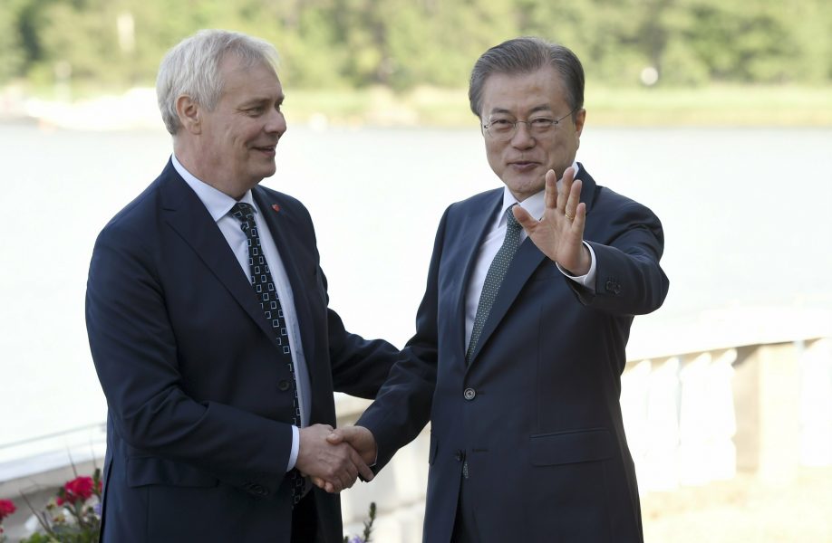 Sydkoreas president Moon Jae-In träffar Finlands premiärminister Antti Rinne i Helsingfors innan han reser vidare till bland annat Stockholm.