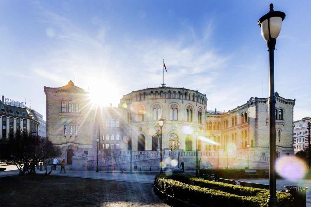 Invånarna på nordnorska Sommarøya har meddelat Stortinget att de inte längre vill ha någon tidszon alls.