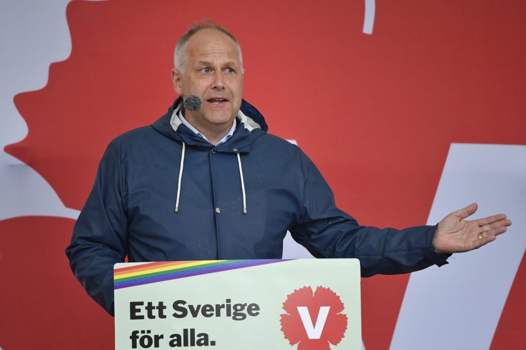 Vänsterpartiets partiledare Jonas Sjöstedt håller pressträff under Vänsterpartiets dag på politikerveckan i Almedalen.