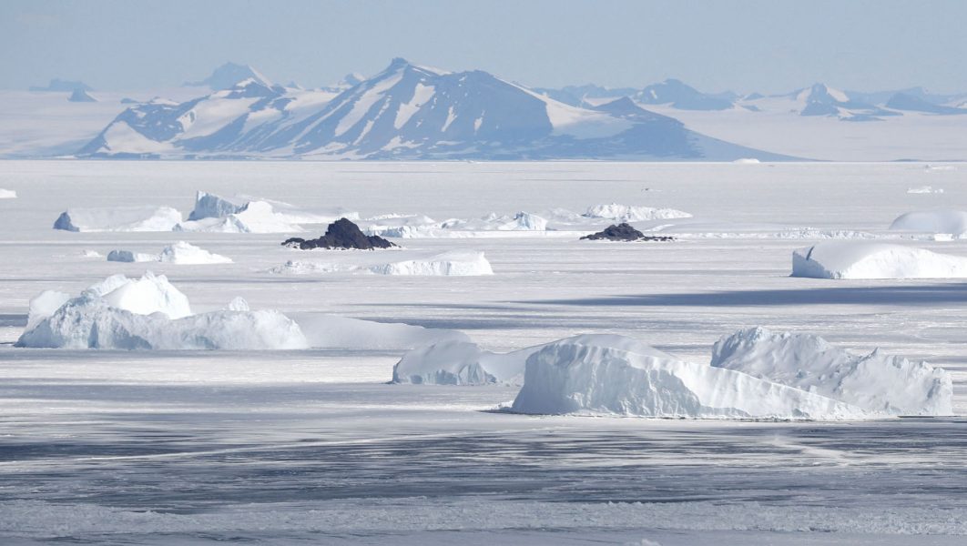Att bedöma isflöden vid Sydpolen är inte så lätt.