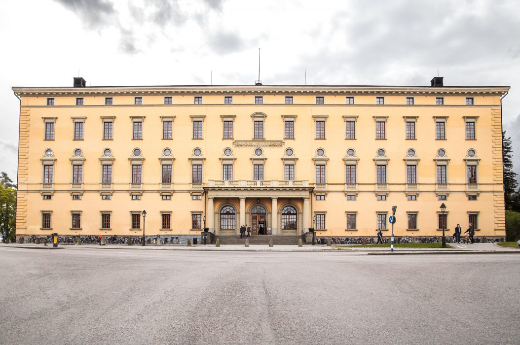 Forskare vid Uppsala universitet ligger bakom världens första pappersbatteri.