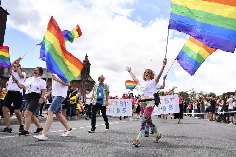 På lördag når prideveckan sitt klimax med paraden genom Stockholms gator.