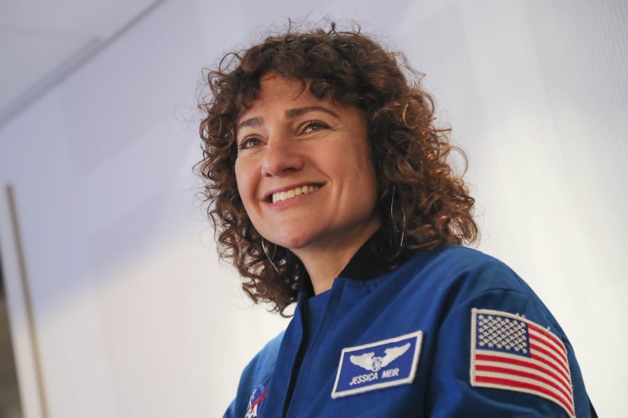 I höst kommer Jessica Meir bli den första svenska kvinnan i rymden.