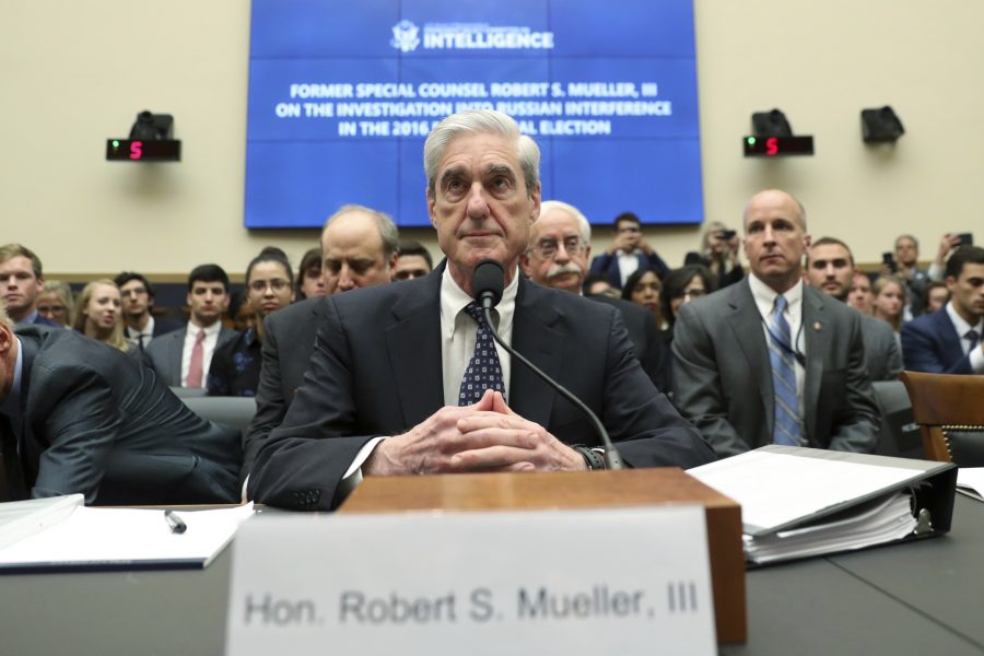 Rysslandsutredaren Robert Mueller vittnar inför underrättelseutskottet i USA:s representanthus.