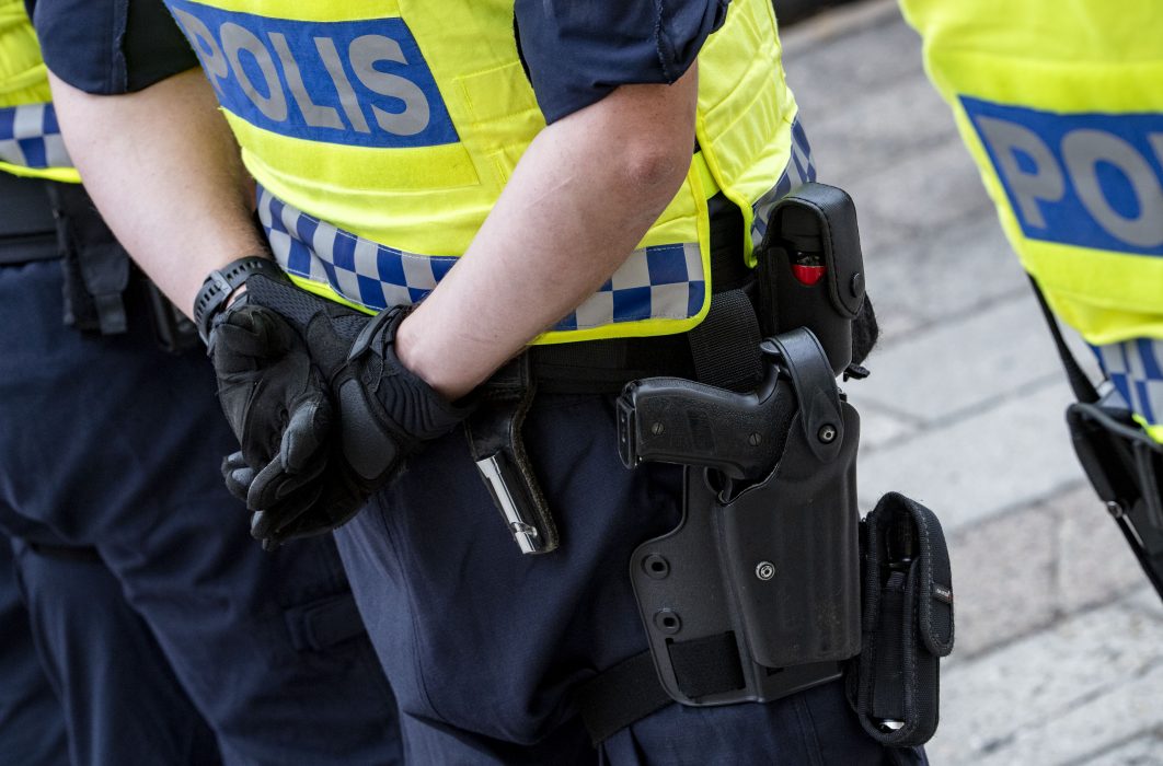 Allmänhetens förtroende för polisen ökar, enligt Sifo.