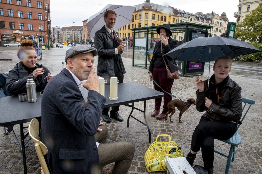 Niklas Qvarnström har startat en Facebookgrupp mot rökstoppet.