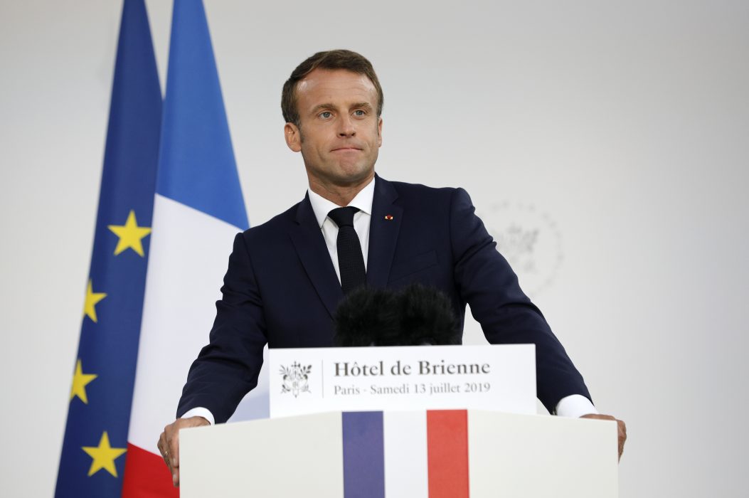 Frankrikes Macron kommer att träffa Boris Johnson inom kort.