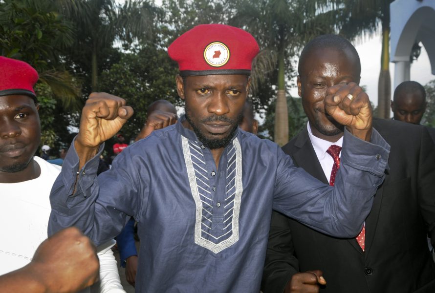 Bobi Wine greps och släpptes mot borgen efter tre dygn i fängelse i maj i år, anklagad för att ha arrangerat en demonstration mot en sociala medier-skatt.