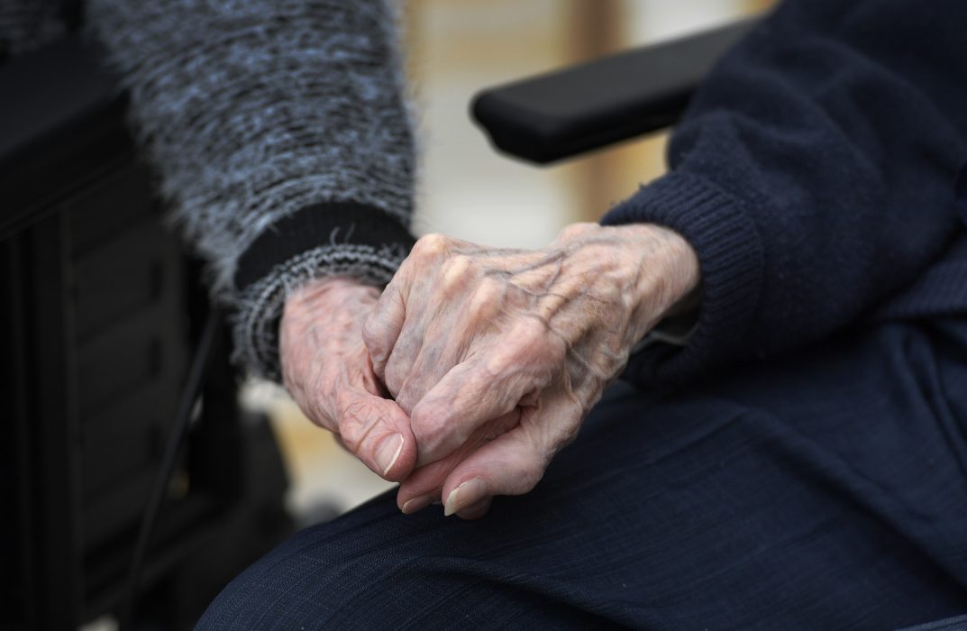 Palliativ vård ser olika ut beroende på var i landet du bor.