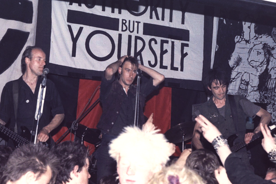 Poison girls samarbetade mycket med konstnärskollektivet och punkbandet Crass