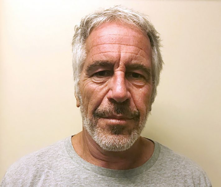 Jeffrey Epstein var en dömd sexförbrytare, här en bild från New York States sexualbrottsregister.