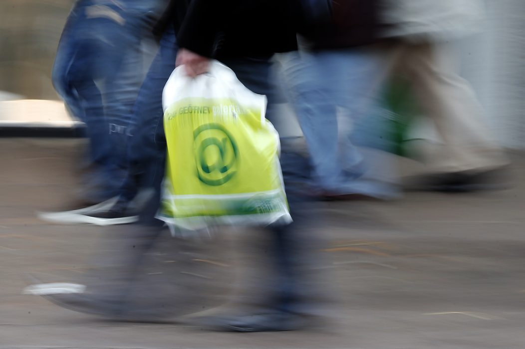 Tysklands miljödepartement förbereder ett förbud mot användningen av plastkassar.