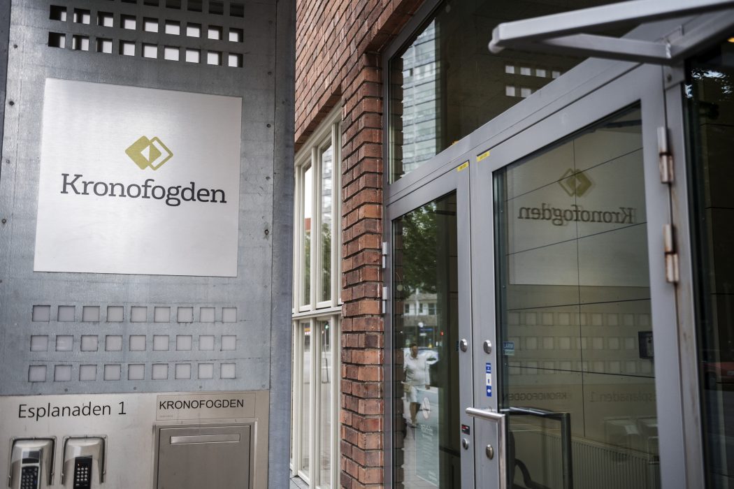 Kronofogden är särskilt utsatt.