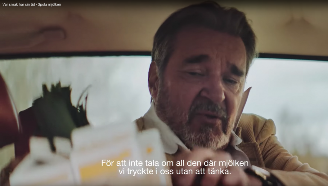 Skådespelaren Kjell Bergqvist frontar Oatlys omtalade reklamkampanj "Spola mjölken", som skapat starka känslor och diskussioner.