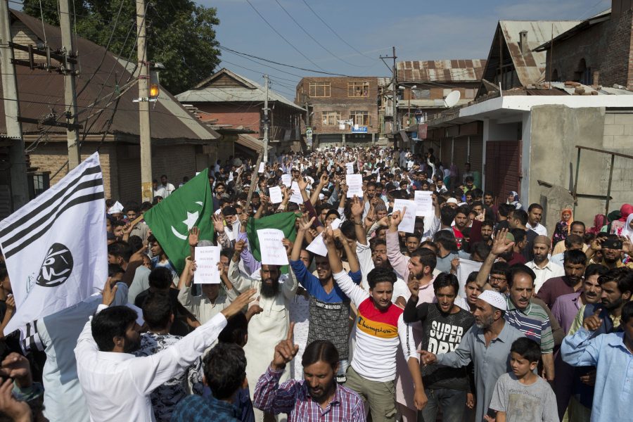 Den långdragna konflikten om Kashmir har intensifierats under det senaste året.