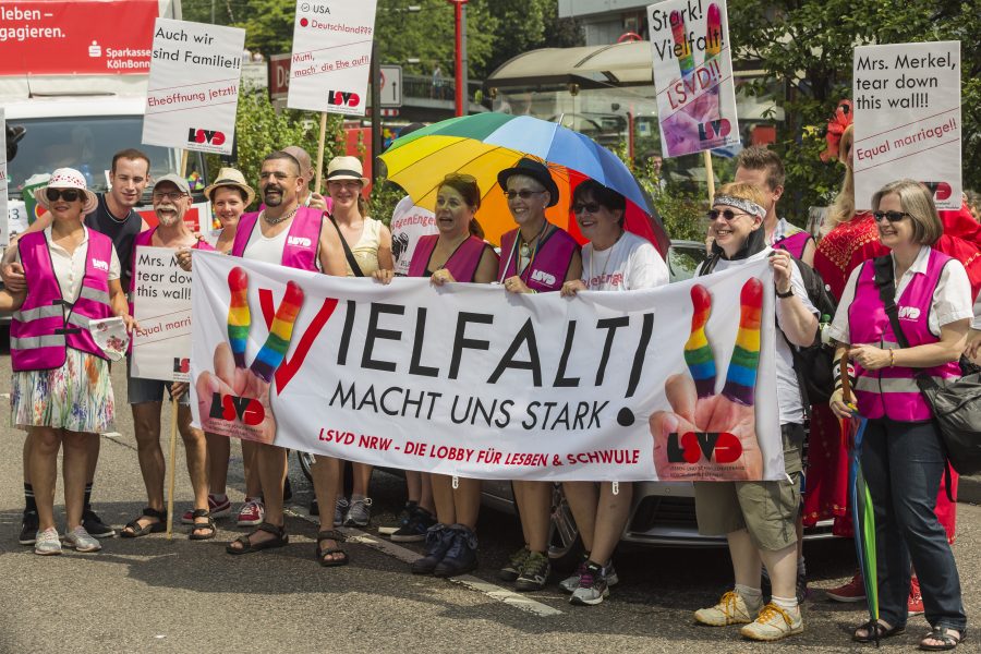 Tyskland har fallit långt ner i listan över hbtq-vänliga länder efter att hatbrotten ökat dramatiskt sedan år 2013.