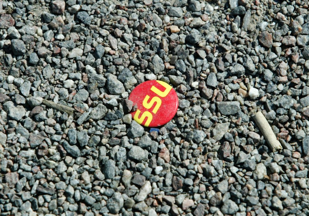 Flera SSU-distrikt har arrangerat evenemang där unga kan vinna tusentals kronor - om de blir medlemmar, avslöjar Kvällsposten.