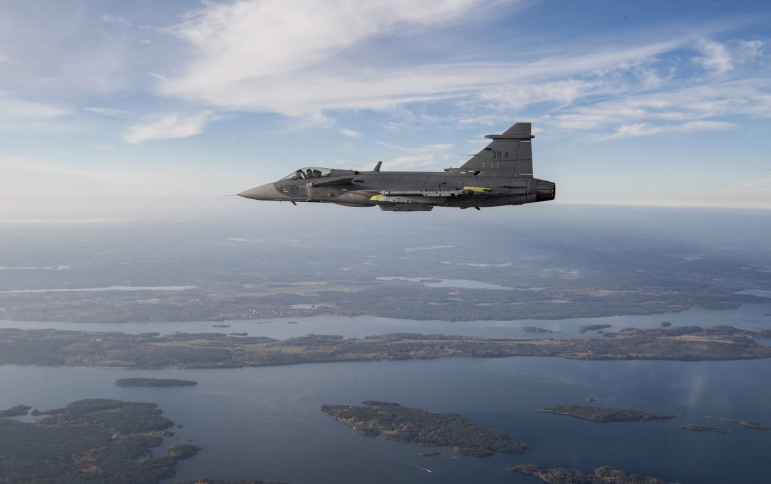 En kraftig smäll som hördes i Stockholmsområdet kopplas till en testflygning som Saab genomfört med Gripen E.