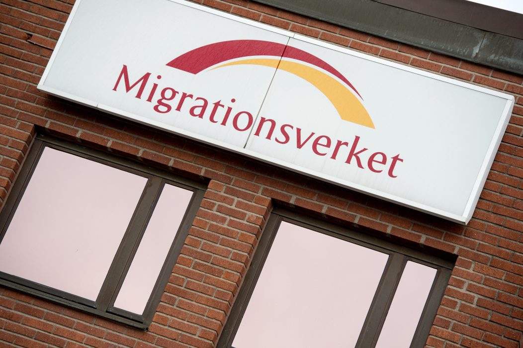 Migrationsverket räknar med drastiska personalminskningar i migrationsdomstolarna.