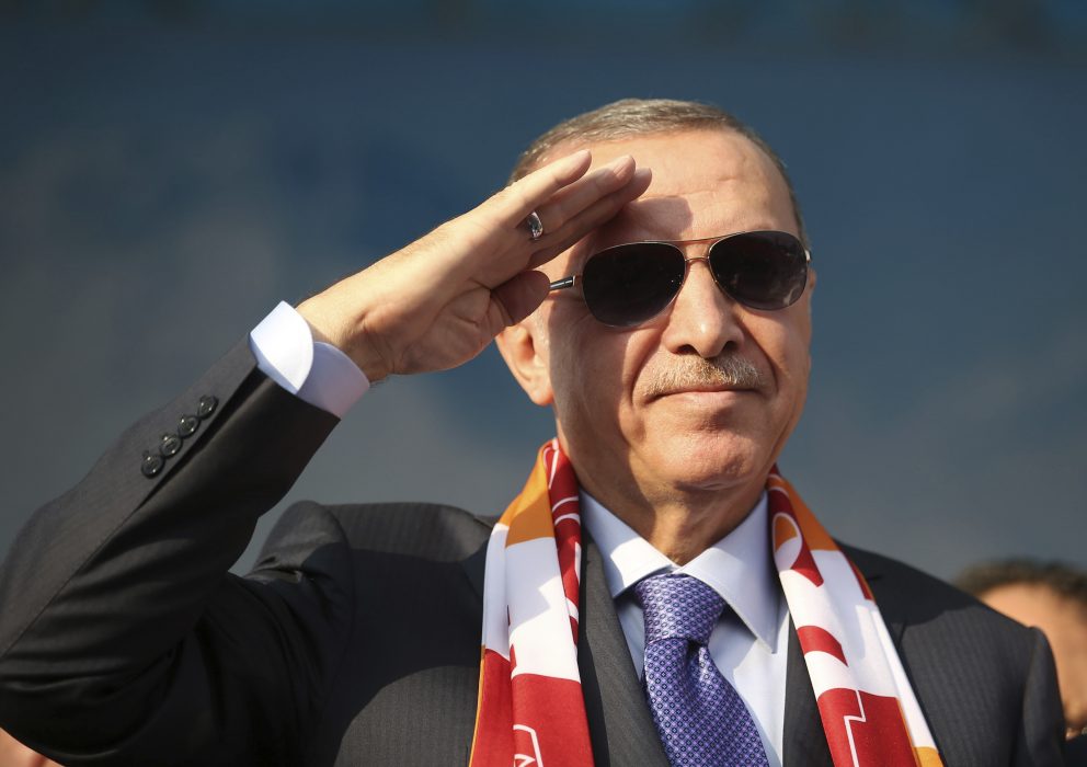 Turkiets president Recep Tayyip Erdogan ska träffa sin ryske kollega Vladimir Putin i Sotji.