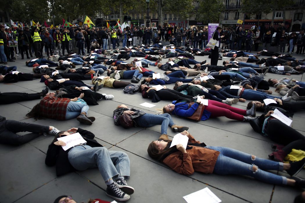 En manifestation hölls på lördagen i Paris mot våld i hemmet i Frankrike.