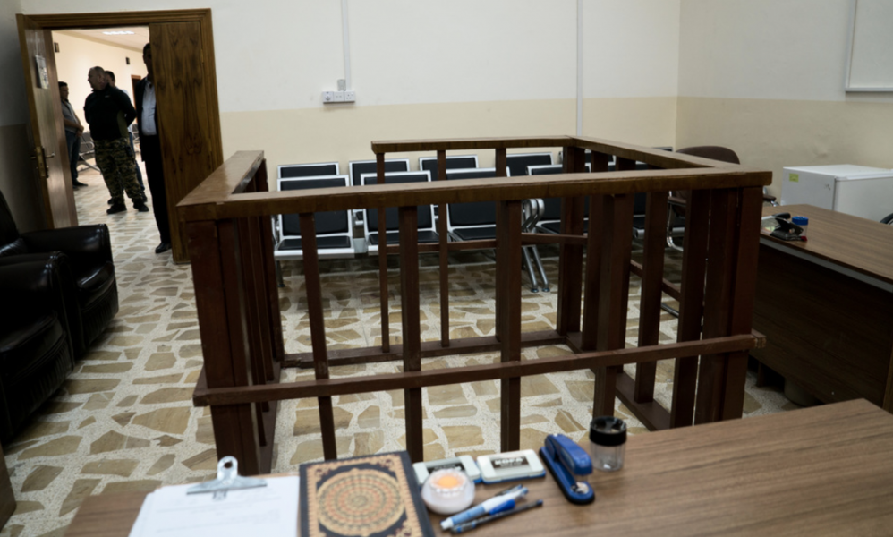 Rättssalen i en av de domstolar i Irak som hanterar terrorbrott.