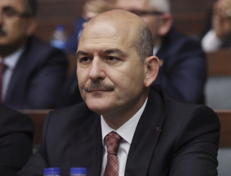 Turkiets inrikesminister Süleyman Soylu berättade om deporteringen av IS-fångar redan förra veckan.