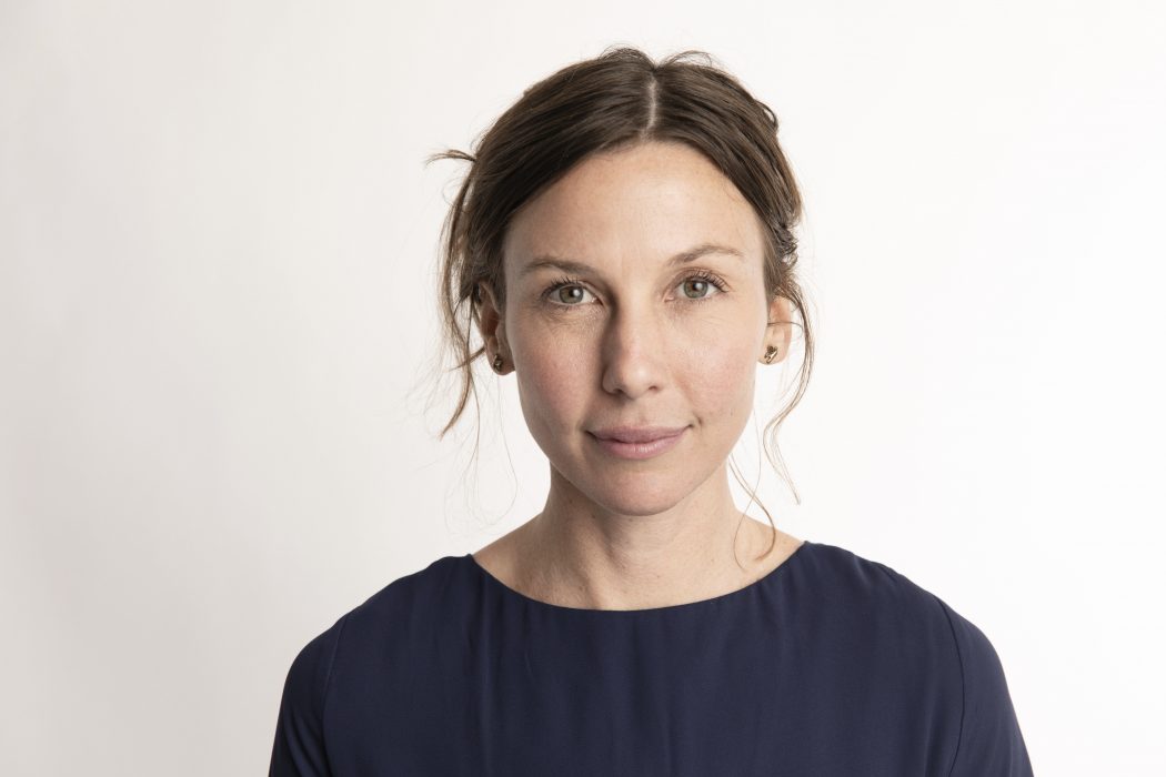 Kata Nylén är legitimerad psykolog, STP-psykolog i organisationspsykologi och en av initiativtagare till nätverket Klimatpsykologerna.