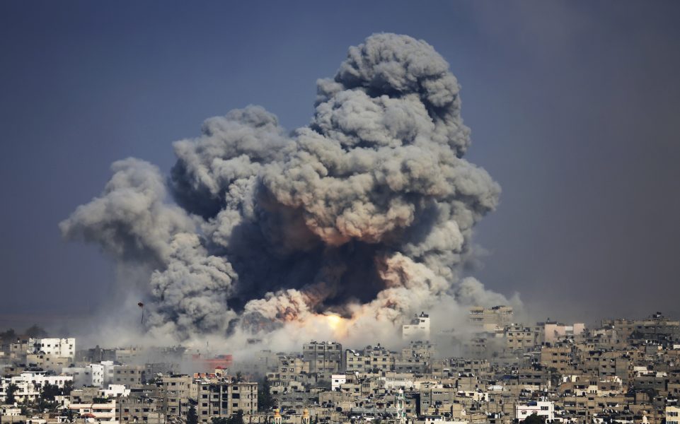 ICC vill bland annat utreda krigsbrott  som Israel kan ha begått under sommaren 2014.