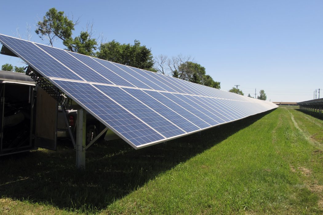 Danmark ska få Nordens största solcellspark, som kommer att breda ut sig på en yta motsvarande 250 kvadratmeter.