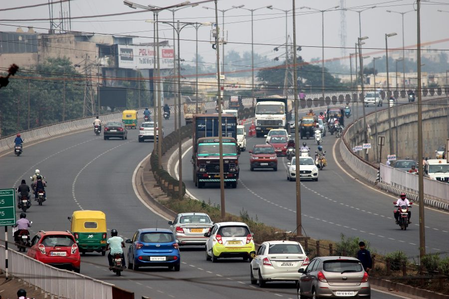 Antalet fordon på de indiska vägarna ökar snabbt och beräknas uppgå till hela 600 miljoner till 2030.
